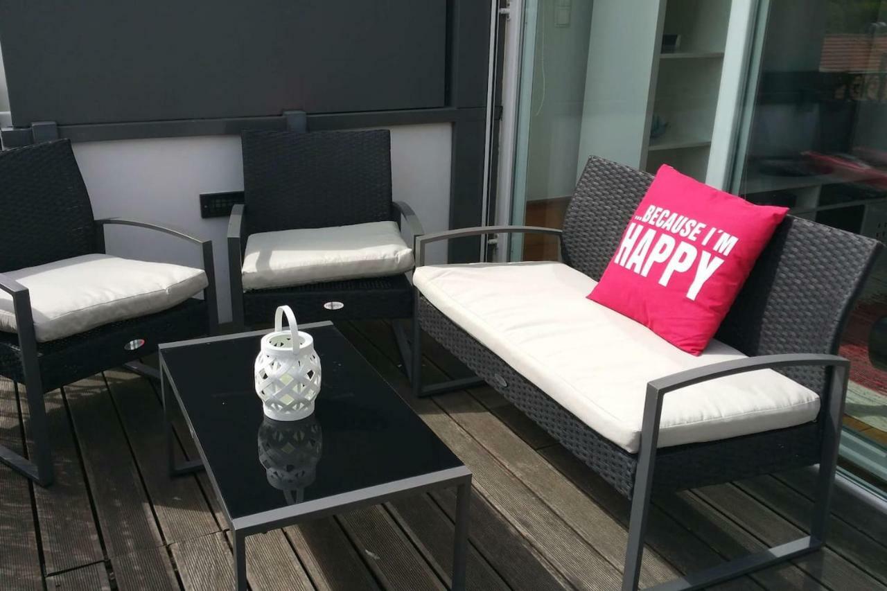 Nip Apartment | Porto City Center Near All Sights Buitenkant foto